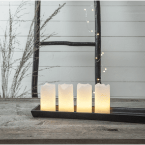 LED Bougie Pilier Pack De 4 Blanc De Star Trading - La minuterie int&eacute;gr&eacute;e permet de programmer facilement la dur&eacute;e d'allumage et d'extinction (6 heures allum&eacute;es, 18 heures &eacute;teintes, et ainsi de suite).