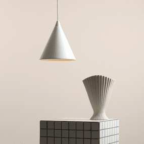 Form Ø24 Blanc De Artera - La suspension Form est un élégant luminaire en métal blanc au design conique.