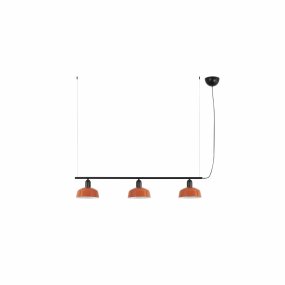 Tatawin 100cm Rouge-orange suspension De Faro Barcelona - Tatawin est un plafonnier &agrave; la structure noire et &agrave; l'abat-jour en m&eacute;tal rouge-orange qui diffuse une lumi&egrave;re concentr&eacute;e et &eacute;l&eacute;gante.