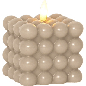 LED Bougie Pilier Flamme Dot Beige De Star Trading - Il dispose d'une fonction minuterie et lorsque l'interrupteur est allum&eacute;, la lumi&egrave;re s'allumera pendant 6 heures en mode minuterie et s'&eacute;teindra pendant 18 heures, dans une phase de r&eacute;p&eacute;tition, avec une belle lumi&egrave;re blanche chaude r&eacute;aliste.