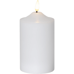 LED Bougie Pilier Flamme Blanc De Star Trading - Bougie bloc &agrave; piles de la s&eacute;rie Flamme avec une flamme r&eacute;aliste qui brille d'un blanc chaud.
