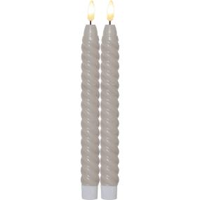 LED Bougie Cierge Flamme Swirl Beige De Star Trading - Pack de 2 bougies torsad&eacute;es en cire beige de la s&eacute;rie Flamme.