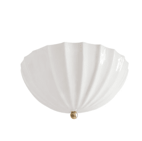 Irma Ø30 Blanc plafonnier De Strömshaga - &Eacute;tant souffl&eacute;s &agrave; la main et fabriqu&eacute;s &agrave; partir de verre recycl&eacute;, ces luminaires pr&eacute;sentent des variations de couleur naturelles et de l&eacute;g&egrave;res taches, commun&eacute;ment appel&eacute;es &laquo;&nbsp;&eacute;clats&nbsp;&raquo;.