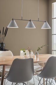 Klint 98cm Blanc suspension De Markslöjd - Le design élégant de Monika Mulder fait de la lampe un bel accroche-regard au-dessus de la table à manger ou dans la cuisine.