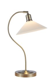 Vela 50cm Laiton/blanc lampe de table De Markslöjd - Lampe de table au design classique, évoquant une lampe de cordonnier, avec un abat-jour en verre opale blanc brillant et un pied incurvé aspect laiton.