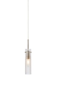 Vibia Ø5 Transparent lampe de fenêtre De Markslöjd - L'abat-jour en verre d&eacute;poli est associ&eacute; &agrave; une suspension longue et &eacute;troite en nickel satin&eacute;, soulignant le caract&egrave;re moderne et &eacute;l&eacute;gant de la lampe.