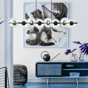 Rory 115cm Transparent suspension De Emibig Lighting - Le design tendance et les abat-jour en verre brillant font de la lampe un d&eacute;tail d'int&eacute;rieur &eacute;l&eacute;gant qui illumine efficacement m&ecirc;me les pi&egrave;ces plus grandes.