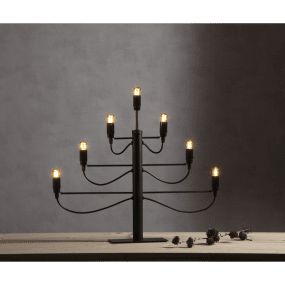 Milano Noir De Star Trading - Il est fourni avec un c&acirc;ble noir de 1,8 m, un interrupteur et une prise.