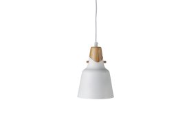 Rigel Ø16 Blanc suspension De Venture Design - Avec le plafonnier Rigel, vous b&eacute;n&eacute;ficiez d'un &eacute;clairage moderne et &eacute;l&eacute;gant qui s'int&egrave;gre &agrave; la plupart des pi&egrave;ces et styles d'int&eacute;rieur.