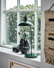 Desk 50cm Vert lampe de bureau De House Doctor - Avec cette lampe de table, vous obtenez à la fois un charme décoratif et un éclairage fonctionnel.