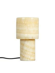 Lucie 16cm Nature lampe de table De PR Home - Cette lampe de table en marbre est un &eacute;l&eacute;ment de d&eacute;coration &eacute;l&eacute;gant et luxueux qui diffuse une lumi&egrave;re chaude et agr&eacute;able.