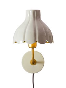 Wells 35cm Beige lampe de lecture De PR Home - Avec ses formes f&eacute;minines et ses couleurs harmonieuses, Wells apporte personnalit&eacute; et &eacute;l&eacute;gance &agrave; votre int&eacute;rieur.