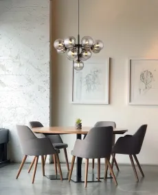 Grappy Ø56 Couleur fumée suspension De Globo Lighting - Grappy taklampa blir en stilfull och lyxig detalj i varje rum med sin glamor&ouml;sa design och de 13st r&ouml;kf&auml;rgade glaskulorna.