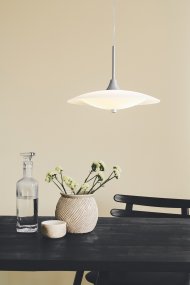 Baroni Ø40 Aluminium suspension De Halo Design - Les abat-jour offrent une belle lumi&egrave;re non &eacute;blouissante, peu importe o&ugrave; vous placez la lampe.