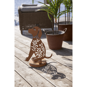 Oxidog Rouiller lampe solaire De Star Trading - Oxidog est une lampe solaire d&eacute;corative en m&eacute;tal &agrave; la finition rouill&eacute;e, lui conf&eacute;rant un aspect chaleureux et rustique.