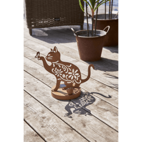 Oxicat Rouiller lampe solaire De Star Trading - Oxicat est une lampe solaire d&eacute;corative en m&eacute;tal &agrave; la finition rouill&eacute;e, lui conf&eacute;rant un aspect chaleureux et rustique.