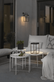 Portofino 30cm Noir lampe solaire De Konstsmide - La lampe dispose d'un variateur permettant de régler la luminosité et la température de couleur.