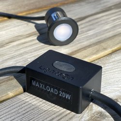 Variateur De Lumière Noir De Lightson - Pour une dur&eacute;e de vie optimale, nous recommandons de ne pas charger le transformateur &agrave; plus de 85 % de sa capacit&eacute; maximale.