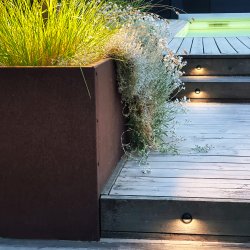 Aries 4 Noir De Lightson - Pour une dur&eacute;e de vie optimale, nous recommandons de ne pas charger le transformateur &agrave; plus de 85 % de sa capacit&eacute; maximale.