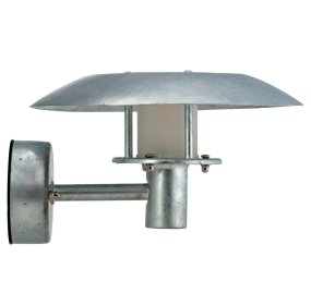 Randers Galvanisé lampe d’extérieur De Dyberg Larsen - L'acier galvanisé offre une longue durée de vie et l'abat-jour cylindrique givré autour de la source lumineuse fournit une lumière agréable et sans éblouissement.