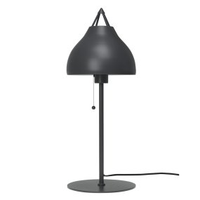 Pyra 60cm Gris lampe de table De Dyberg Larsen - Lampe de table Pyra dans un magnifique gris mat&aring; La couleur a un style classique et nordique avec un design large et élégant qui diffuse une lumière atmosphérique.