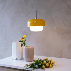 Haipot Ø23 Jaune suspension De Dyberg Larsen - Peu importe où vous le placez, il diffuse une lumière chaude et agréable.
