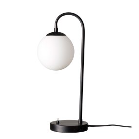 Café Paris 46cm Noir lampe de table De Dyberg Larsen - Avec un abat-jour en verre opale et une base en métal, il allie un style moderne à une atmosphère chaleureuse et accueillante.