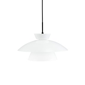 Valby Ø20 Opale suspension De Dyberg Larsen - Le plafonnier Valby Opal est livré avec un câble textile noir de 3 m de long, qui vous donne la possibilité de suspendre la lampe.