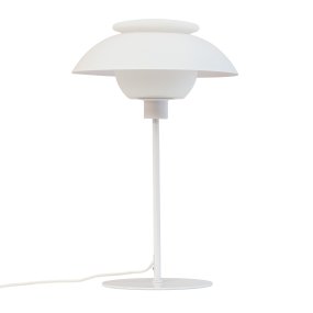 Opus 48cm Blanc mat lampe de table De Dyberg Larsen - L'abat-jour supérieur de la lampe est en verre opale soufflé à la bouche, qui diffuse une lumière douce et agréable et crée ainsi une atmosphère accueillante.