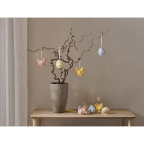 Esther Multicolore De Star Trading - D&eacute;coration de P&acirc;ques compos&eacute;e de deux poussins et de deux &oelig;ufs en porcelaine brillante.