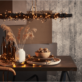 Guirlande Lumineuse Golden Warm White 24m Noir De Star Trading - La boucle mesure environ 24 m&egrave;tres de long et la distance entre les lumi&egrave;res est de 2 cm.