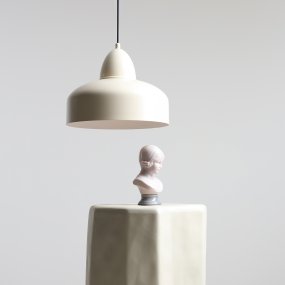 Como Ø30 blanc crème De Artera - Avec sa suspension facile et sa construction robuste, cette suspension est à la fois pratique et élégante : un ajout parfait pour ajouter une touche subtile mais sophistiquée à votre maison.