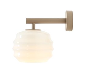 Puff 23cm Beige applique murale De Artera - Son abat-jour décoratif en verre opale blanc séduit par sa forme incurvée, conférant à la lampe une allure à la fois ludique et raffinée.