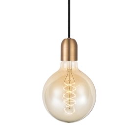 Classic Ø4 Cuivre suspension De Halo Design - Nous vous conseillons d'en placer plusieurs en groupe au dessus de la table à manger ou en suspension dans la chambre au dessus des tables de chevet, ou pourquoi pas dans un coin du salon où un petit éclairage cosy supplémentaire est nécessaire.