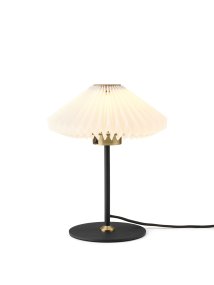 Paris 32cm Noir lampe de table De Halo Design - La base de la lampe en métal noir donne une sensation élégante et exclusive qui convient aux styles d'intérieur traditionnels et modernes.