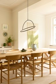 Tilt Ø60 Noir suspension De Halo Design - Grâce à son variateur intégré à 3 niveaux, la luminosité se règle aisément à l'aide d'un interrupteur mural standard – aucun variateur externe n'est nécessaire.