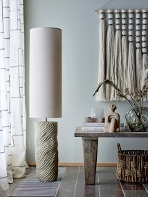 Payah Beige De Bloomingville - Id&eacute;al pour &eacute;clairer les coins sombres et cr&eacute;er une atmosph&egrave;re chaleureuse et accueillante dans le salon, la chambre ou le couloir.