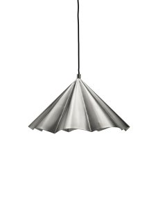 Flola Ø50 Argent suspension De House Doctor - Flola est une suspension d&eacute;corative au design saisissant qui ne manquera pas d'attirer les regards.