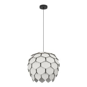 Mattanza Ø50 Gris suspension De Eglo - La forme sphérique et les panneaux superposés créent un jeu d'ombres ludique lorsque la lampe est allumée, donnant à la pièce profondeur et dimension.