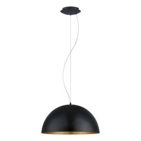Gaetano Ø53 Noir suspension De Eglo - La lampe est suspendue à un câble fin et réglable, ce qui lui donne une sensation de légèreté et de flottement.