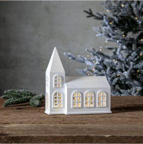 Vinter 20cm Blanc De Star Trading - Son toit blanc &eacute;clatant et ses magnifiques fen&ecirc;tres scintillent et brillent magnifiquement lorsqu'elle est allum&eacute;e, d'une lumi&egrave;re blanche et chaleureuse.