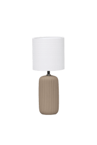 Palizzo 33cm Brun lampe de table De Nordic Lighting - Le pied pr&eacute;sente une surface mate, &eacute;voquant le sable, dans une chaude teinte brune, et une texture c&ocirc;tel&eacute;e, conf&eacute;rant &agrave; la lampe une allure douce et d&eacute;corative.