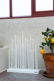 Elflugan Grande Blanc De SMAK Design - La mouche &eacute;lectrique est d&eacute;sormais &eacute;galement disponible dans une version plus grande &ndash; la mouche &eacute;lectrique Grande.