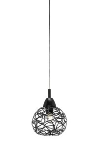 Excel Ø13 Noir De Cottex - La lampe de fenêtre en métal Excel a un design complexe qui crée un beau jeu de lumière lorsqu'elle est allumée.