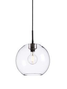 Gloria Ø32 Transparent/noir suspension De Belid - L'abat-jour en verre est fait de verre souffl&eacute; &agrave; la bouche, ce qui signifie que chaque lampe a sa propre surface unique et que de petites bulles d'air peuvent appara&icirc;tre, ajoutant au caract&egrave;re de la lampe.