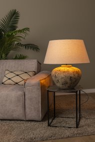Davina 58cm Brun De Lucide - Son pied en c&eacute;ramique aux dimensions g&eacute;n&eacute;reuses et &agrave; la belle surface textur&eacute;e brune conf&egrave;re &agrave; chaque lampe un caract&egrave;re unique.