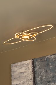 Galactica 100cm Beige plafonnier De Lucide - La t&eacute;l&eacute;commande incluse permet de r&eacute;gler la luminosit&eacute; et la temp&eacute;rature de couleur, du blanc chaud au blanc froid, pour cr&eacute;er l'ambiance souhait&eacute;e.