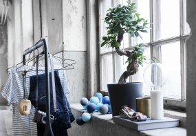 Irislights Ocean Blue 20-lights Bleu De Irislights - Attention&nbsp;: ce produit est fabriqu&eacute; &agrave; la main&nbsp;; des variations de couleur, de forme et de taille sont donc possibles.