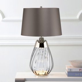 Lena 60cm Gris/fumé lampe de table De Elstead Lighting - Till basen ing&aring;r en utbytbar GU10 ljusk&auml;lla p&aring; 7W med 3000K varmvitt ljus och 620lm.