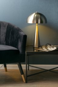 Sublime 50cm Acier brossé De Leitmotiv - La lampe est fournie avec un câble noir de 1,75 m, un interrupteur et une prise.